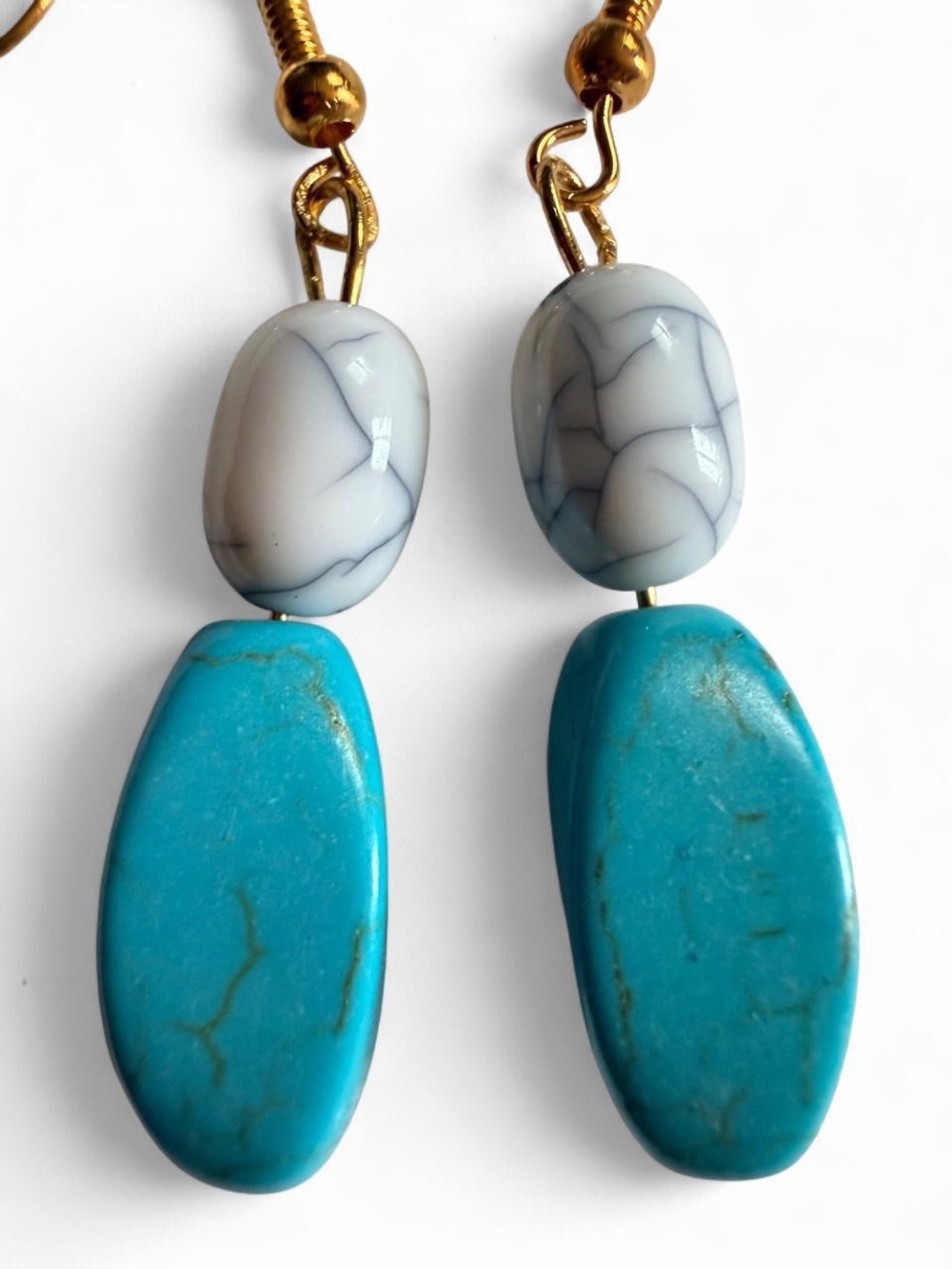 Handmade Turquoise Howlite Gold Dangle Earrings - Picture 6 of 7